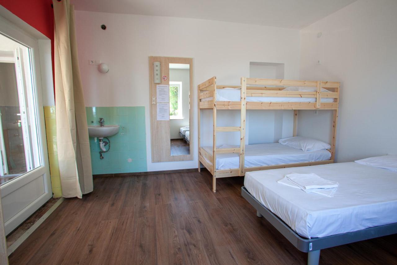 Hostel Trobenta In Oblak Portoroz Ngoại thất bức ảnh