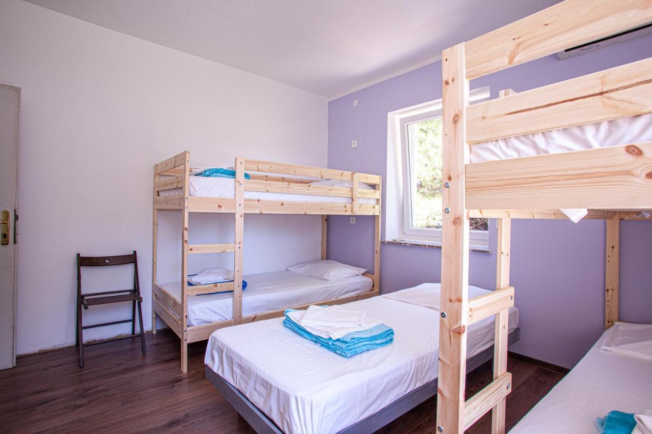 Hostel Trobenta In Oblak Portoroz Ngoại thất bức ảnh